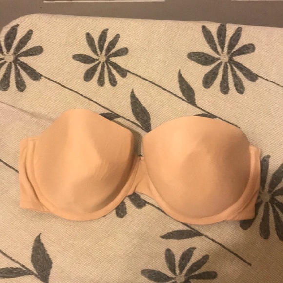 Victoria’s Secret bra 36D - Picture 1 of 5